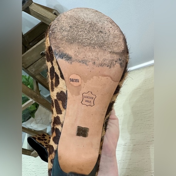 BCBGMAXAZRIA Darien Peep Toe Bootie High Heel Leopard Leather Women's sz 5.5 - Picture 7 of 10